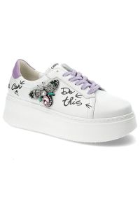 CheBello - Białe Sneakersy Chebello Damskie Stylowe Obuwie. Kolor: biały. Materiał: skóra. Szerokość cholewki: normalna. Wzór: aplikacja. Obcas: na obcasie. Styl: elegancki. Wysokość obcasa: średni