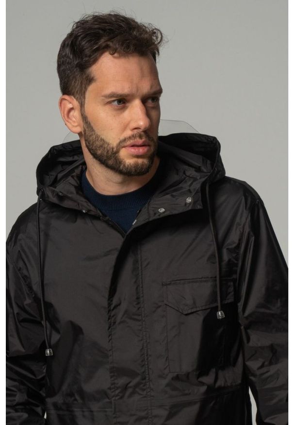 Kenzo - KENZO Czarna męska kurtka wiatrówka z kapturem, Rozmiar M. Typ kołnierza: kaptur. Kolor: czarny