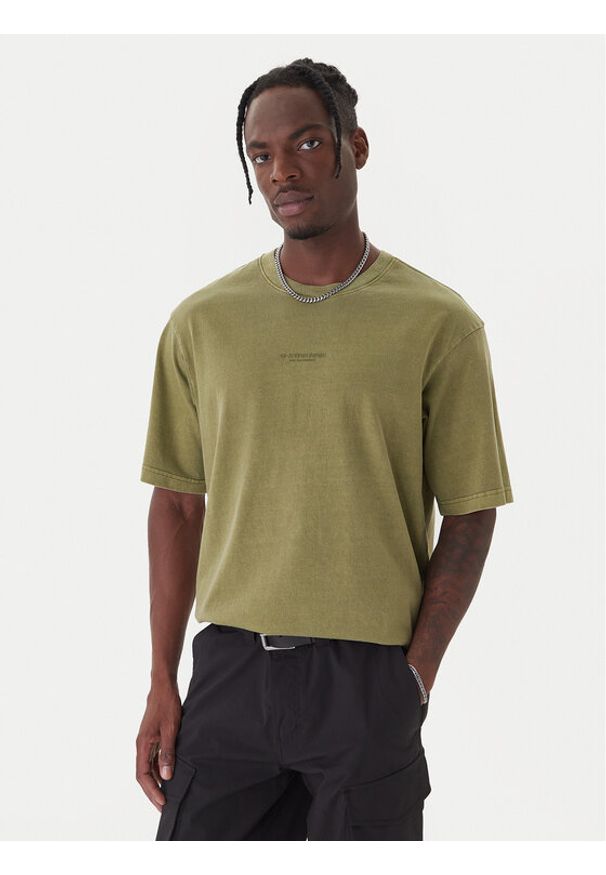 G-Star RAW - G-Star Raw T-Shirt Overdyed D24780-C756 Zielony Boxy Fit. Kolor: zielony. Materiał: bawełna