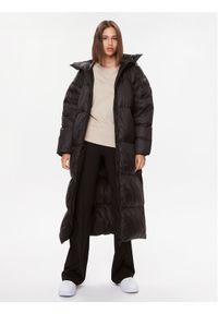 Bomboogie Kurtka puchowa CW 8082 T MNA3 Czarny Regular Fit. Kolor: czarny. Materiał: syntetyk. Sezon: zima #1
