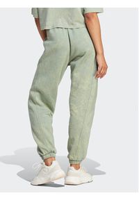 Adidas - adidas Spodnie dresowe ALL SZN Fleece Washed IL3272 Zielony Loose Fit. Kolor: zielony. Materiał: bawełna, dresówka #3