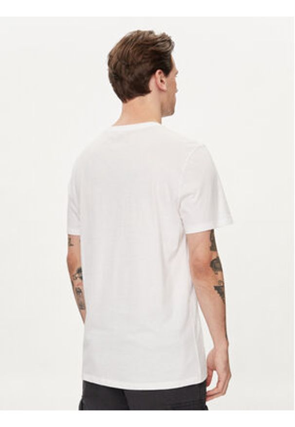 GAP - Gap T-Shirt 471777-08 Biały Regular Fit. Kolor: biały. Materiał: bawełna