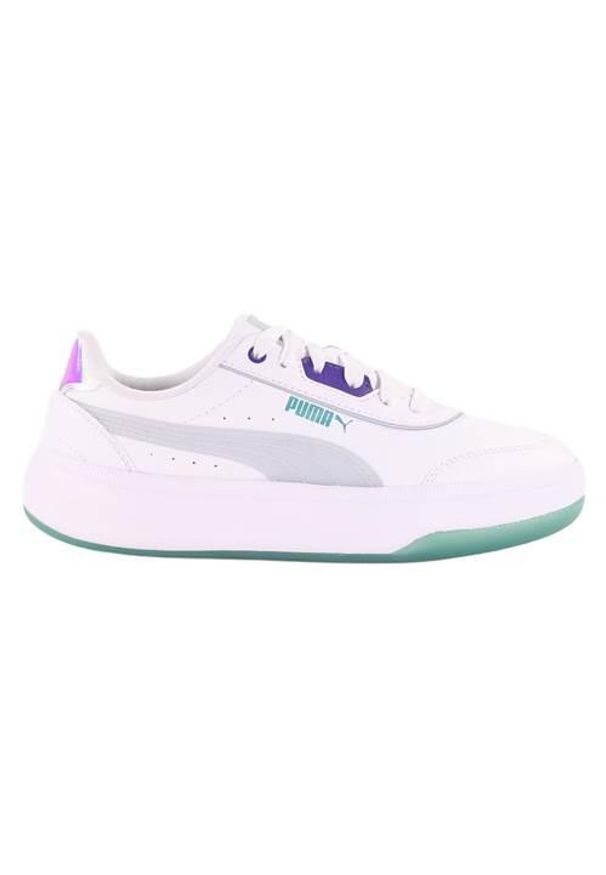 Buty do chodzenia damskie Puma Tori Candy. Kolor: biały. Materiał: materiał, syntetyk. Szerokość cholewki: normalna. Sport: turystyka piesza