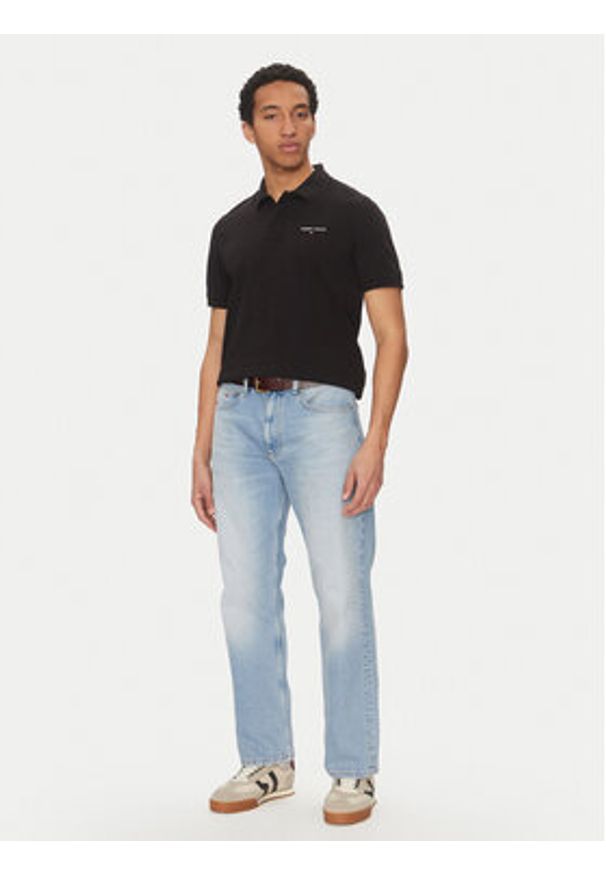 Tommy Jeans Polo Linear DM0DM20914 Czarny Regular Fit. Typ kołnierza: polo. Kolor: czarny. Materiał: bawełna
