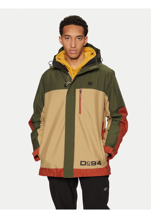 DC Shoes Kurtka snowboardowa Defiant ADYTJ03084 Zielony Standard Fit. Kolor: zielony. Materiał: syntetyk. Sport: snowboard