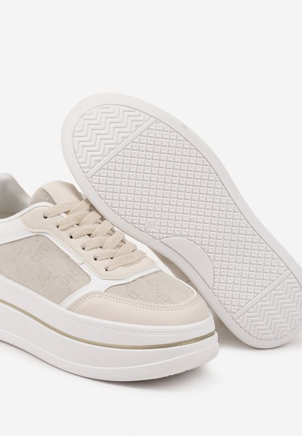 Born2be - Beżowe Sneakersy w Streetwearowym Stylu na Grubej Podeszwie Ninolia. Okazja: na co dzień. Zapięcie: sznurówki. Kolor: beżowy. Materiał: jeans. Wzór: aplikacja