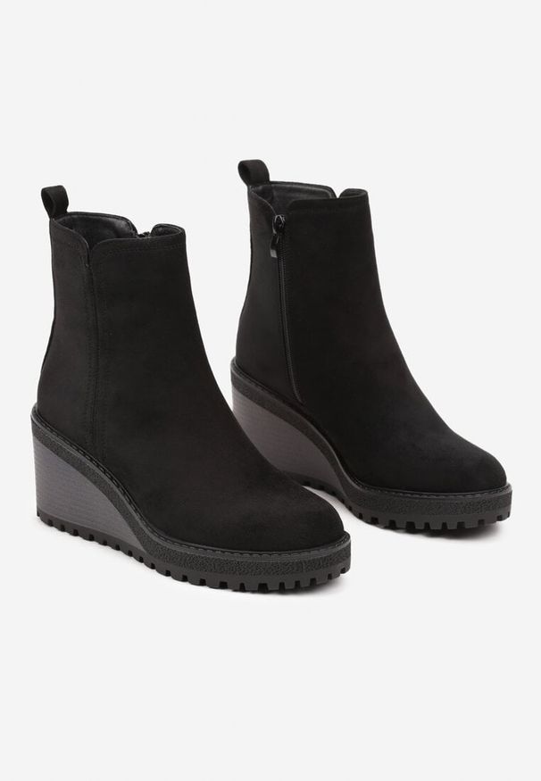 Born2be - Czarne Ocieplane Botki na Koturnie Tariantte. Okazja: na co dzień. Kolor: czarny. Materiał: jeans. Obcas: na koturnie. Styl: casual, elegancki