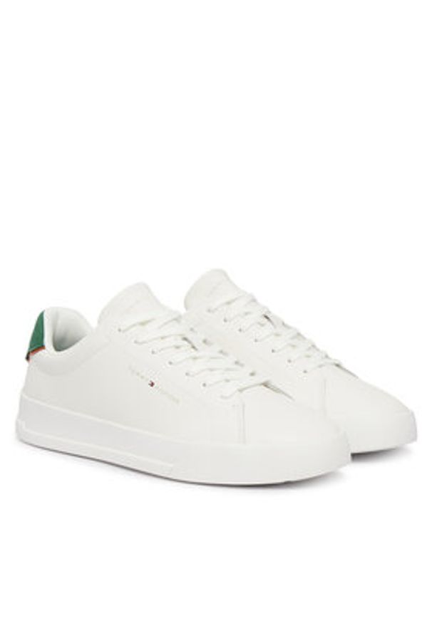 TOMMY HILFIGER - Tommy Hilfiger Sneakersy Th Court Core Ess Leather FM0FM05367 Biały. Kolor: biały. Materiał: skóra