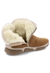 Brązowe Śniegowce Rieker Ocieplane Obuwie Damskie. Zapięcie: klamry. Kolor: brązowy. Materiał: skóra ekologiczna. Szerokość cholewki: normalna. Sezon: zima. Styl: elegancki, sportowy #6