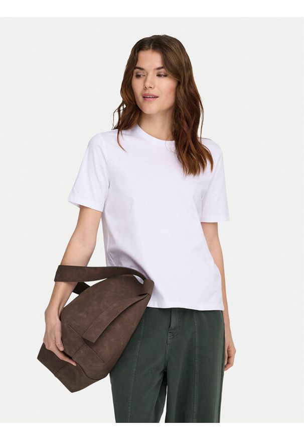 only - ONLY T-Shirt Freja 15367970 Biały Regular Fit. Kolor: biały. Materiał: bawełna