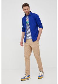 Polo Ralph Lauren koszula bawełniana męska slim z kołnierzykiem klasycznym. Typ kołnierza: polo, kołnierzyk klasyczny. Kolor: niebieski. Materiał: bawełna. Wzór: aplikacja. Styl: klasyczny