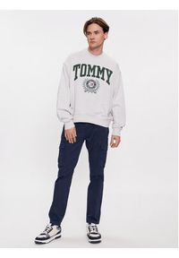 Tommy Jeans Spodnie materiałowe Austin DM0DM17678 Granatowy Slim Fit. Kolor: niebieski. Materiał: bawełna