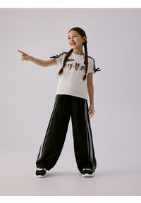 Reserved - T-shirt z nadrukiem Atomówki - złamana biel. Materiał: bawełna. Wzór: nadruk #1