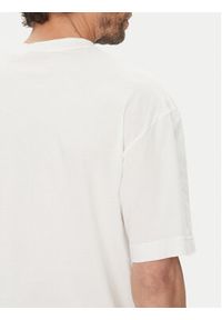 Hugo - HUGO T-Shirt Duwood 50538512 Biały Relaxed Fit. Kolor: biały. Materiał: bawełna