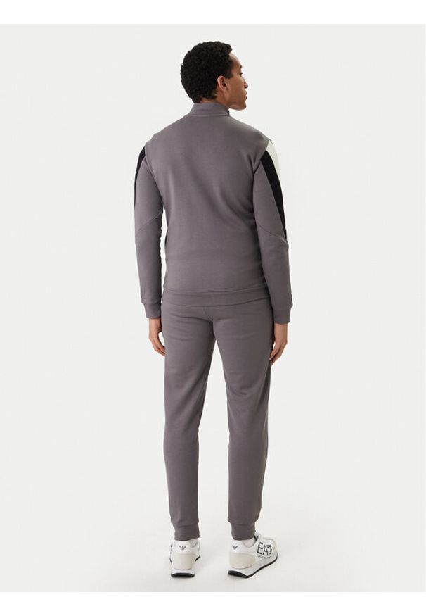 EA7 Emporio Armani Dres 7M001610 AF12451 U8086 Szary Regular Fit. Kolor: szary. Materiał: bawełna