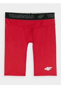 4f - Legginsy kolarki treningowe męskie - czerwone. Kolor: czerwony. Materiał: syntetyk, materiał, dzianina, elastan. Wzór: jednolity, gładki, ze splotem. Sport: fitness #1