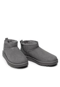 Ugg Śniegowce W Classic Ultra Mini 1116109 Szary. Kolor: szary. Materiał: skóra, zamsz