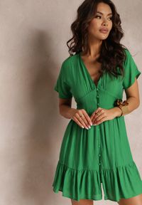 Renee - Zielona Taliowana Sukienka Szmizjerka Mini z Głębokim Dekoltem i Falbanką Nentri. Kolor: zielony. Długość rękawa: krótki rękaw. Typ sukienki: szmizjerki. Długość: mini #3