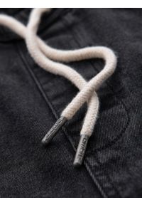 Ombre Clothing - Męskie szorty z gumką w pasie i efektem sprania – czarne V4 OM-SRDS-0192 - XXL. Okazja: na co dzień. Kolor: czarny. Materiał: skóra, denim, elastan, bawełna, materiał. Sezon: lato. Styl: elegancki, casual #7
