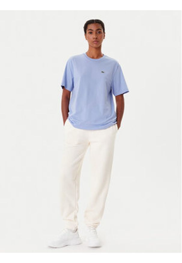 Lacoste T-Shirt TF7215 Błękitny Regular Fit. Kolor: niebieski. Materiał: bawełna
