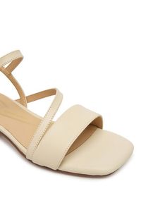 Clarks Sandały Serina35 Strap 26186118 Écru. Materiał: skóra #2