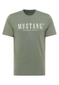Mustang T-Shirt Austin 1016853 Zielony Regular Fit. Kolor: zielony. Materiał: bawełna