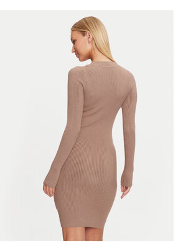 Marciano Guess Sukienka dzianinowa 4BGK01 5613Z Beżowy Slim Fit. Kolor: beżowy. Materiał: wiskoza