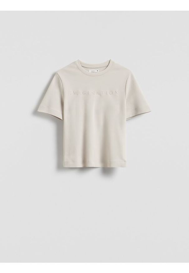 Reserved - T-shirt z haftowanym napisem - beżowy. Kolor: beżowy. Materiał: bawełna. Wzór: haft, napisy