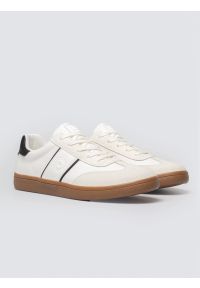 Big-Star - Sneakersy męskie z czarnymi akcentami białe TT174128 101. Nosek buta: okrągły. Kolor: biały. Materiał: guma, syntetyk, materiał. Wzór: aplikacja #5