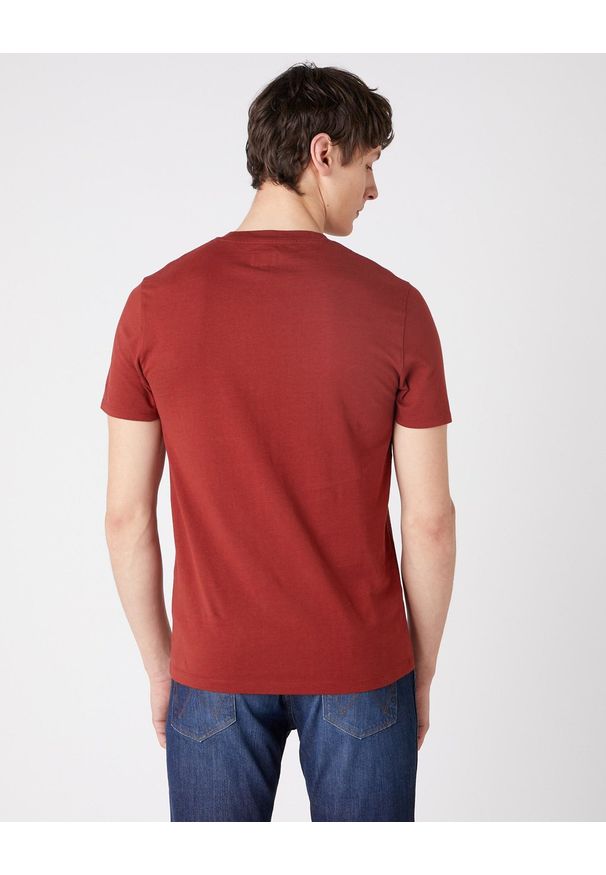 Wrangler - MĘSKI T-SHIRT WRANGLER SS MOTEL TEE RUSTY BROWN W7G3D3H11 112131829