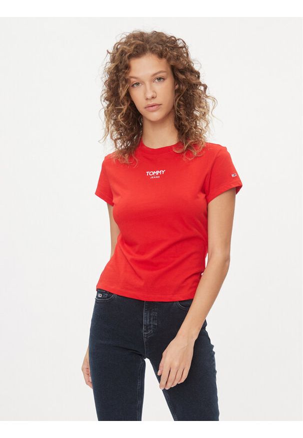 Tommy Jeans T-Shirt Bby Essential Logo DW0DW16435 Czerwony Slim Fit. Kolor: czerwony. Materiał: syntetyk, bawełna