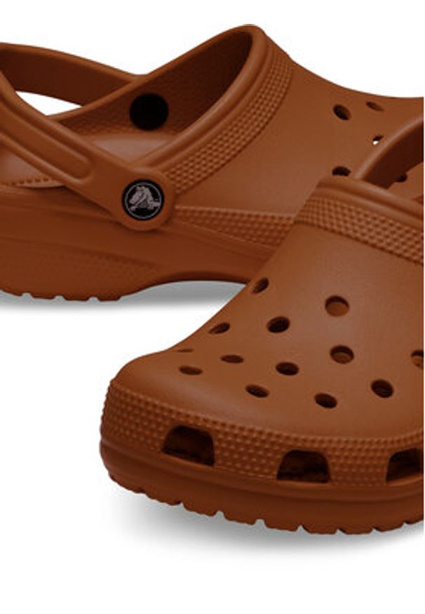 Crocs Klapki Classic 10001 Brązowy. Kolor: brązowy