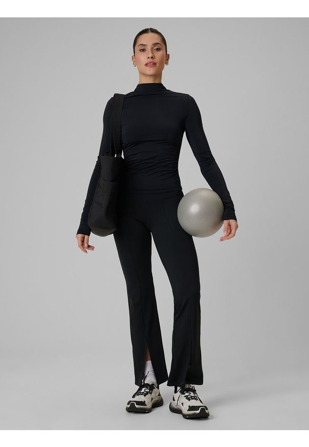 4f - 4F Spodnie treningowe z rozszerzanymi nogawkami damskie - czarne L. Stan: podwyższony. Kolor: czarny. Materiał: skóra. Długość: długie. Sport: fitness