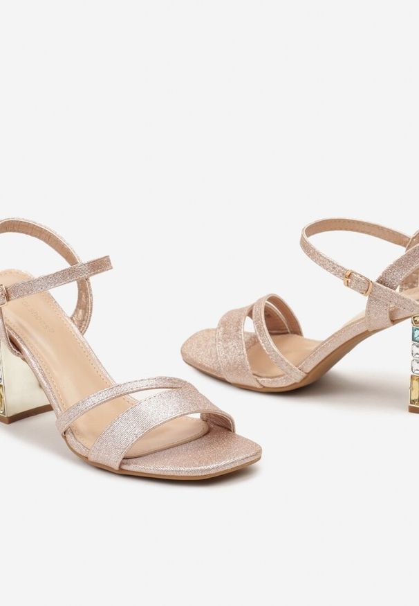 Born2be - Szampańskie Sandały z Brokatem i Kryształkami na Słupku Apoise. Kolor: złoty. Materiał: materiał. Sezon: lato. Obcas: na słupku. Styl: elegancki