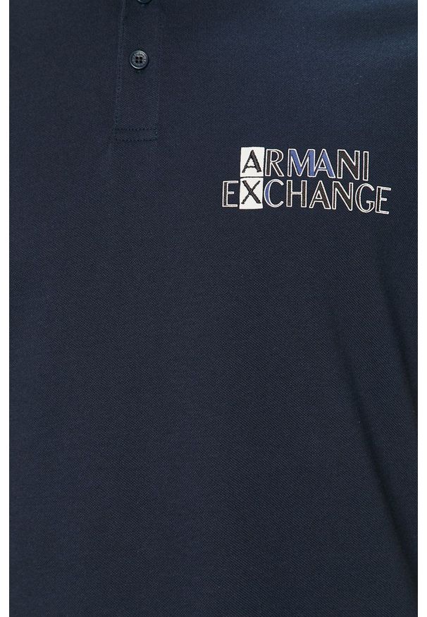 Armani Exchange - Polo. Okazja: na co dzień. Typ kołnierza: polo. Kolor: czarny. Materiał: dzianina. Długość: krótkie. Wzór: gładki, aplikacja. Styl: casual