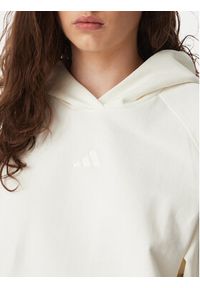 Adidas - adidas Bluza Kit Small Logo Hoodie KV9792 Kremowy Regular Fit. Kolor: kremowy. Materiał: bawełna #3
