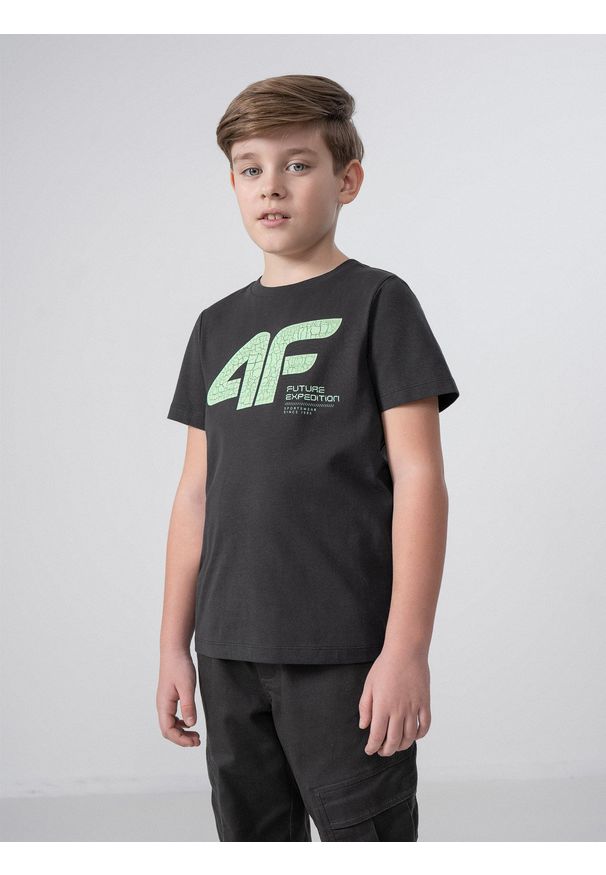 4f - T-shirt z nadrukiem chłopięcy. Kolor: szary. Materiał: dzianina, bawełna. Wzór: nadruk