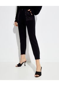 SER.O.YA NEW YORK - Bawełniane spodnie jogger Ida. Kolor: czarny. Materiał: bawełna. Długość: długie. Wzór: aplikacja #1