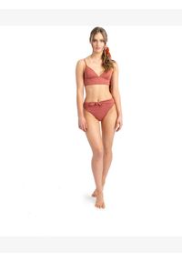 Dół od bikini Roxy Wild Babe. Kolor: brązowy. Materiał: nylon, elastan