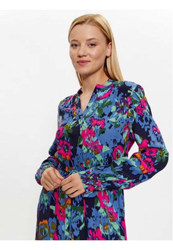 YAS Sukienka koszulowa 26030728 Kolorowy Regular Fit. Materiał: wiskoza. Wzór: kolorowy. Typ sukienki: koszulowe