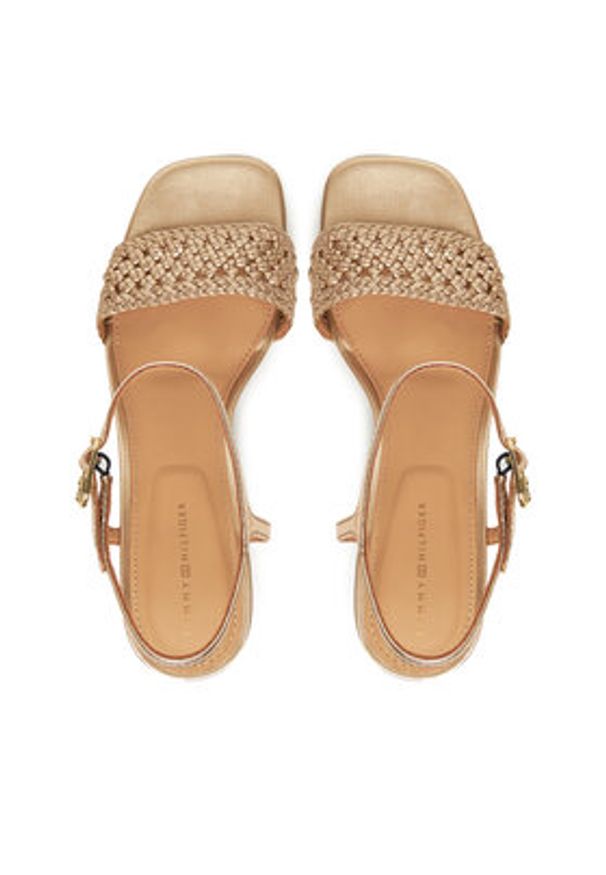 TOMMY HILFIGER - Tommy Hilfiger Sandały Metallic Lthr Kitten Sandal FW0FW08611 Złoty. Kolor: złoty. Materiał: skóra