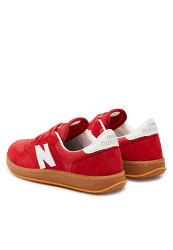 New Balance Sneakersy CT500FB Czerwony. Kolor: czerwony. Materiał: zamsz, skóra