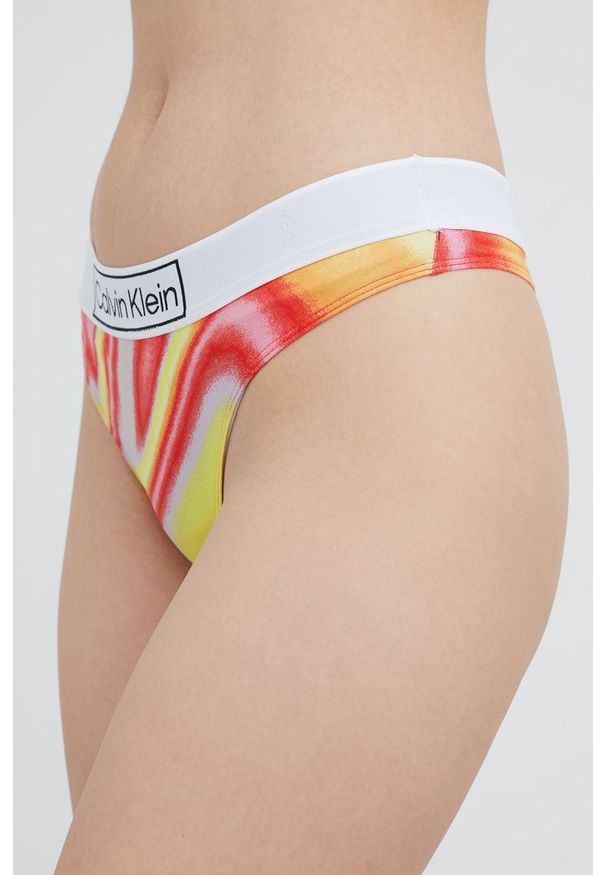 Calvin Klein Underwear stringi. Materiał: bawełna