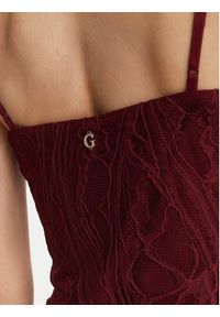 Guess Sukienka wieczorowa W6YK12 K4359 Bordowy Slim Fit. Kolor: czerwony. Materiał: syntetyk. Styl: wizytowy #2
