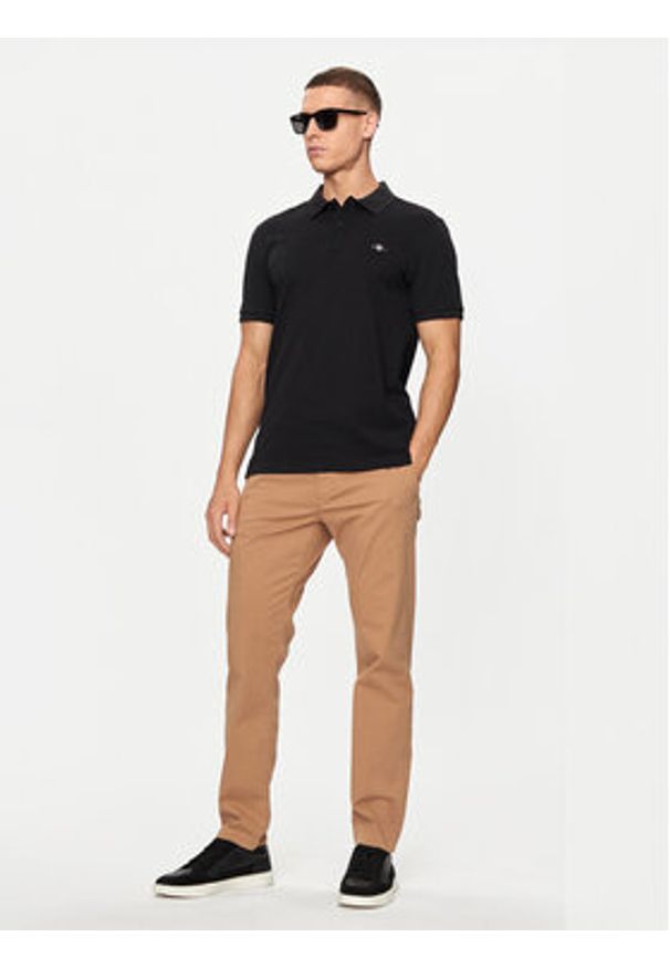 GANT - Gant Polo Shield 2220 Czarny Slim Fit. Typ kołnierza: polo. Kolor: czarny. Materiał: bawełna