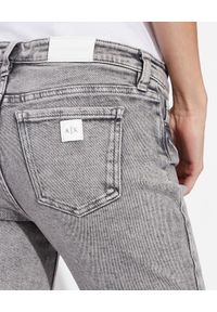 Armani Exchange - ARMANI EXCHANGE - Spodnie jeansowe z zabrudzeniami. Kolor: szary #2