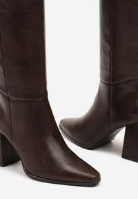 Renee - Brązowe Casualowe Kozaki na Słupku Linnariela. Okazja: na co dzień. Kolor: brązowy. Materiał: jeans, materiał. Wzór: gładki. Obcas: na słupku. Styl: casual. Wysokość obcasa: średni #6