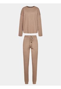 SELMARK - Selmark Komplet sweter i spodnie materiałowe Tricot P7773 Brązowy Regular Fit. Kolor: brązowy. Materiał: wiskoza, materiał