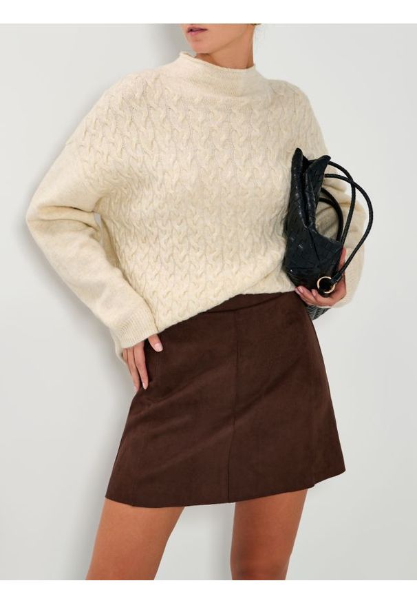 Sinsay - Sweter damski z warkoczowym splotem - kremowy. Kolor: kremowy. Wzór: ze splotem