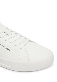 TOMMY HILFIGER - Tommy Hilfiger Sneakersy Th Court Lth Detail Ess FM0FM05367 Biały. Kolor: biały. Materiał: skóra #6